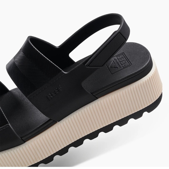 Women’s Reef Water Vista Higher Black Vintage Size 6 NWOT - Picture 7 of 13